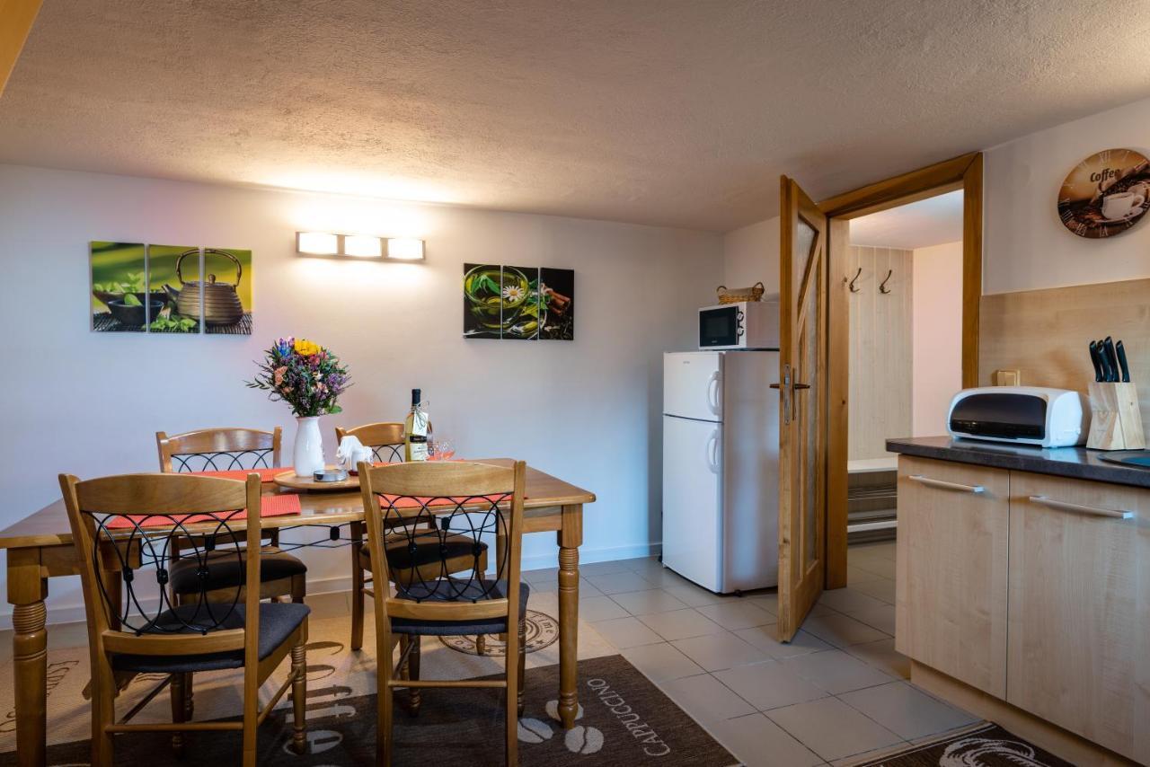 Appartement Privat Mako à Trstené Extérieur photo