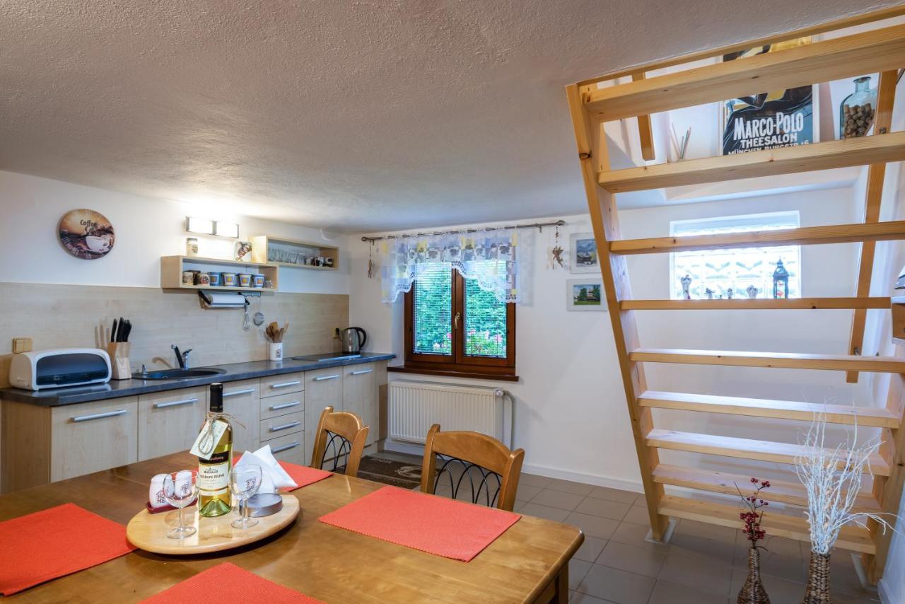 Appartement Privat Mako à Trstené Extérieur photo